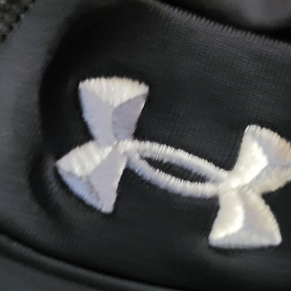 UNDER ARMOUR FITTED COLD GREAR MOCK SZ M EXCELLENT CONDITION - Picture 3 of 4